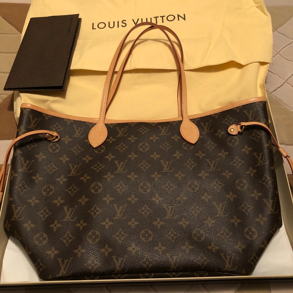 100% Authentic Louis Vuitton Neverfull MM